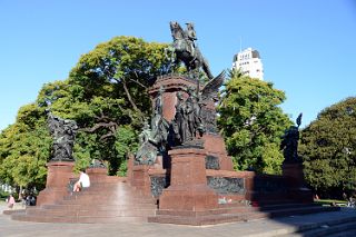 05 Monumento del Libertador Jose de San Martin In Plaza General San Martin Retiro Buenos Aires.jpg